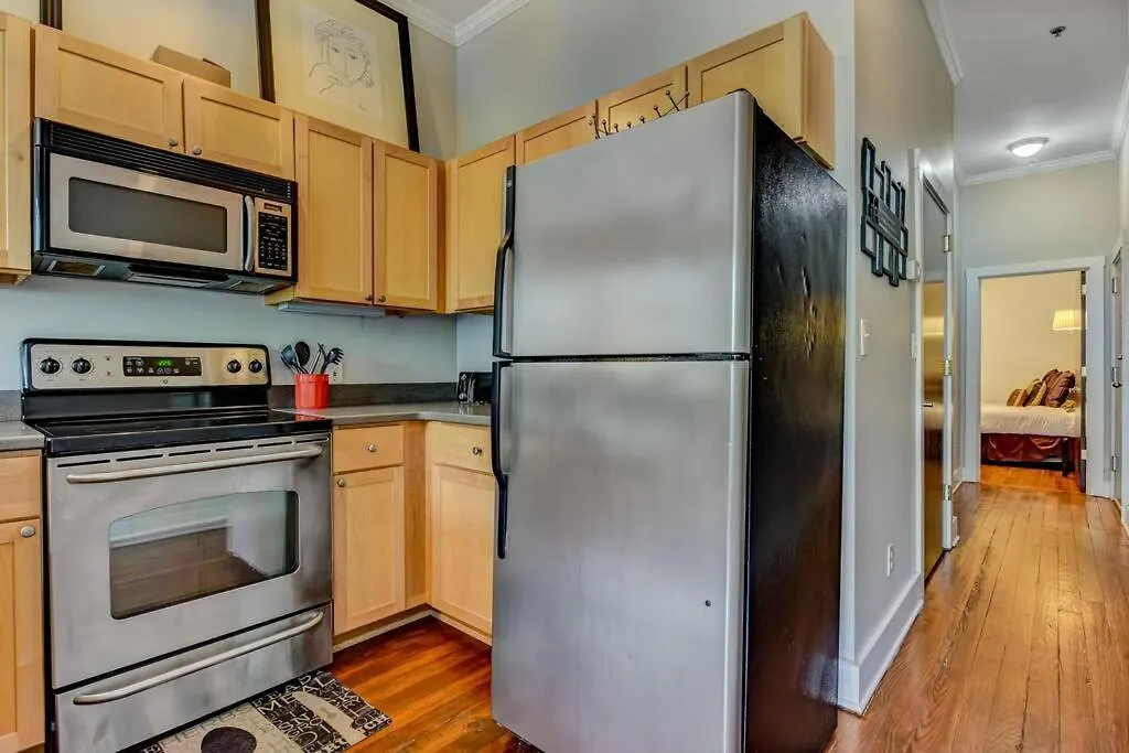 Apartment Loft Steps From City Hall And River Streets Savannah